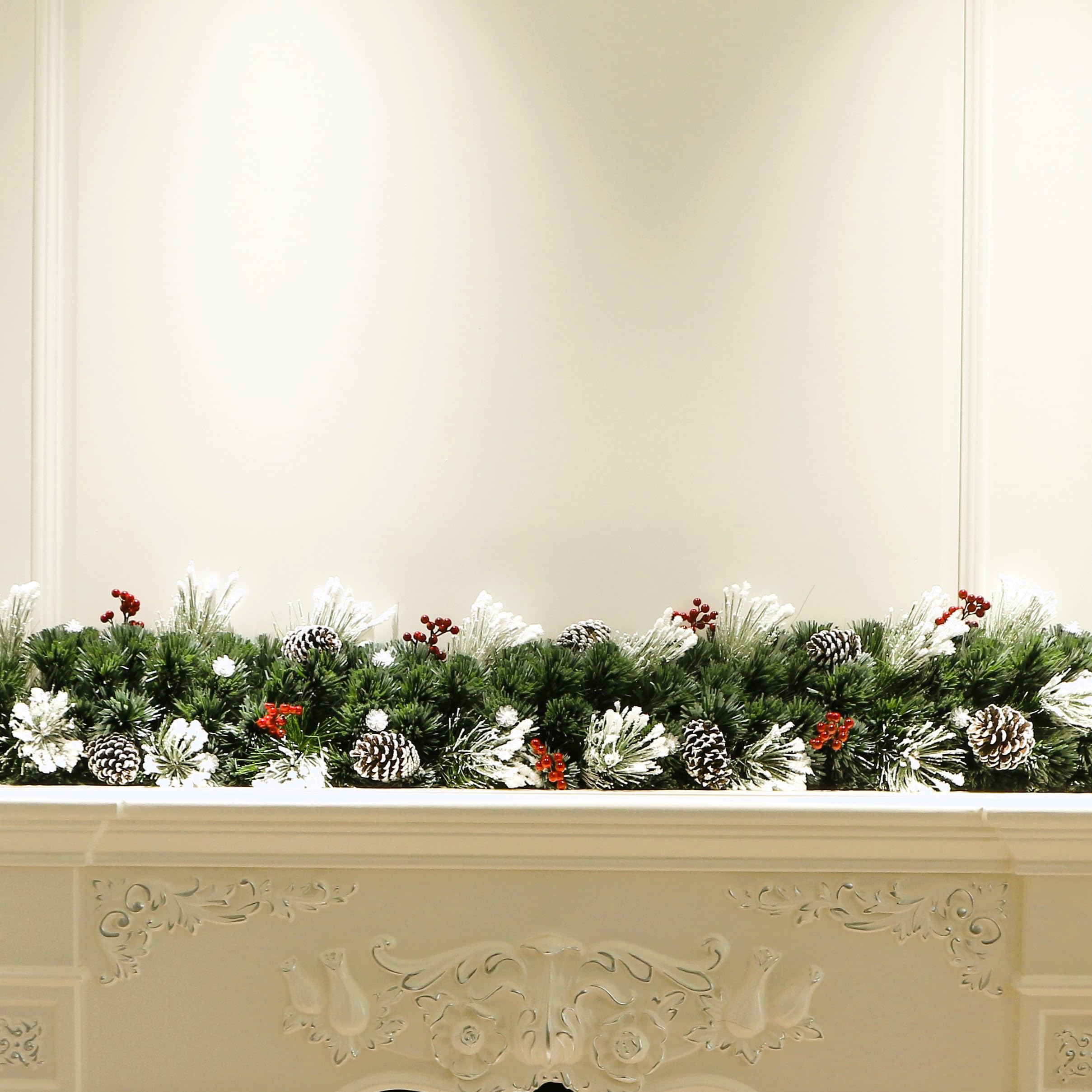 Frosted White Pine Fiber Optic Christmas Wreath