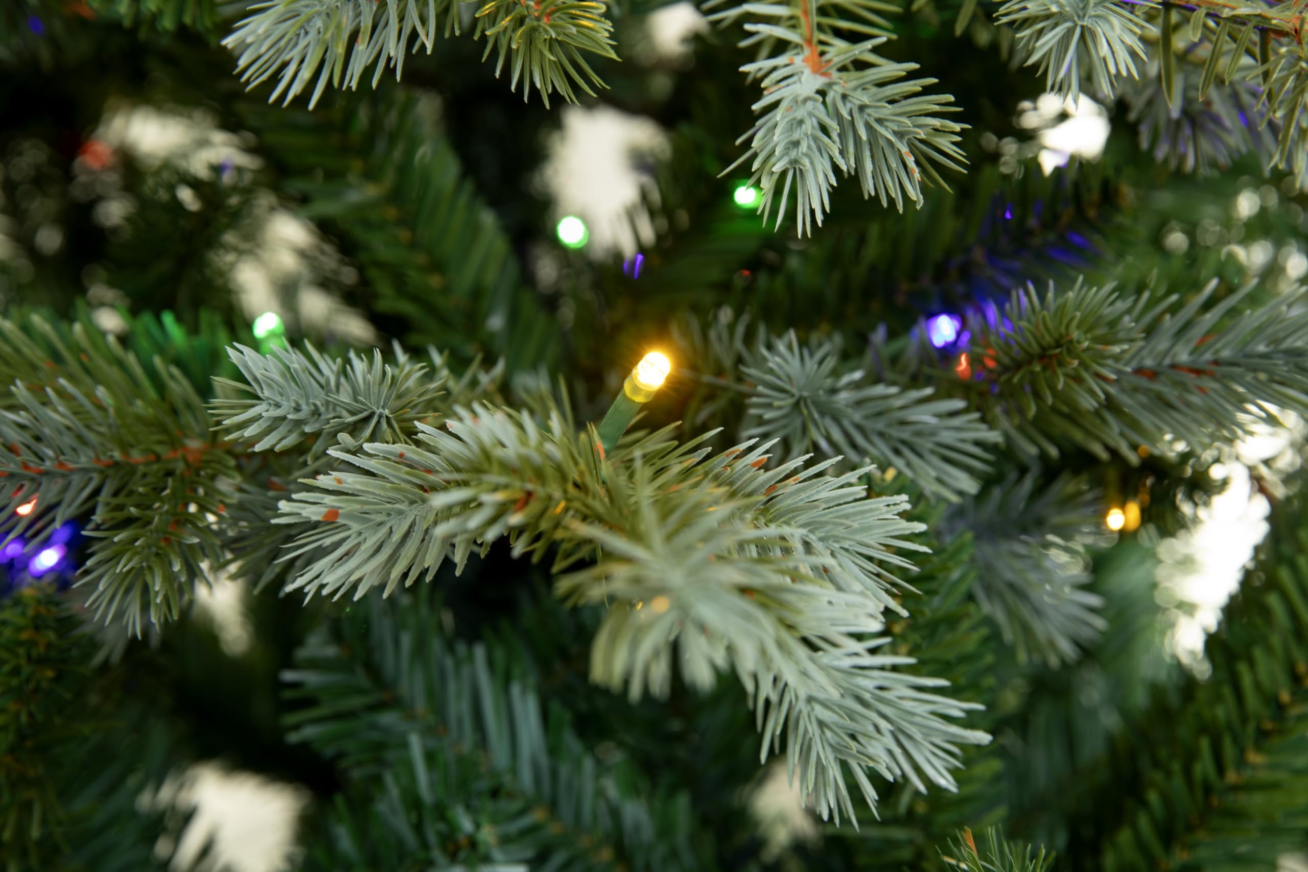 Western Mountains Blue Spruce Christmas Tree Pre-lit With Dual-color Lights