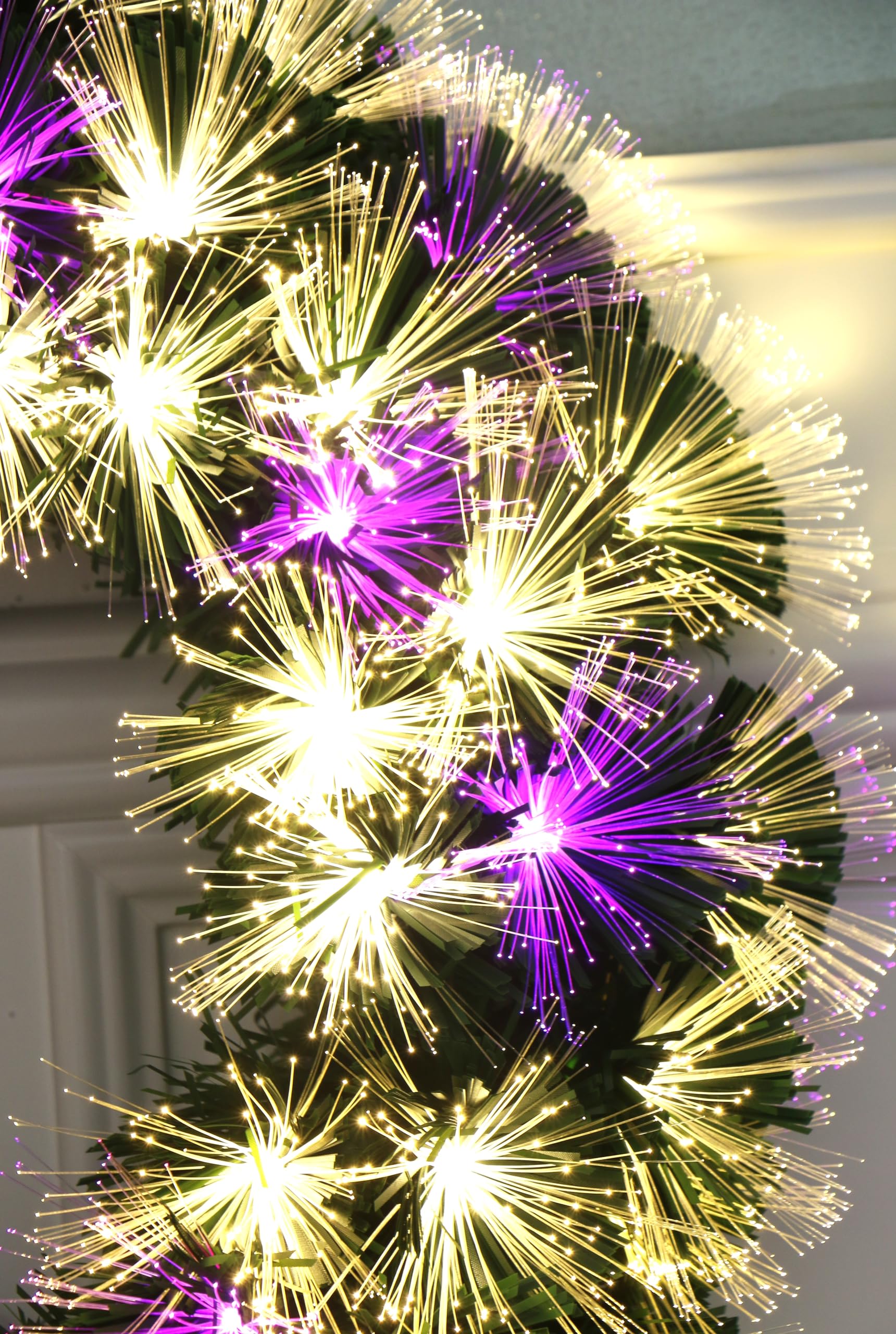 Firework Automatic Color Changing LED Fiber Optic Christmas Wreath
