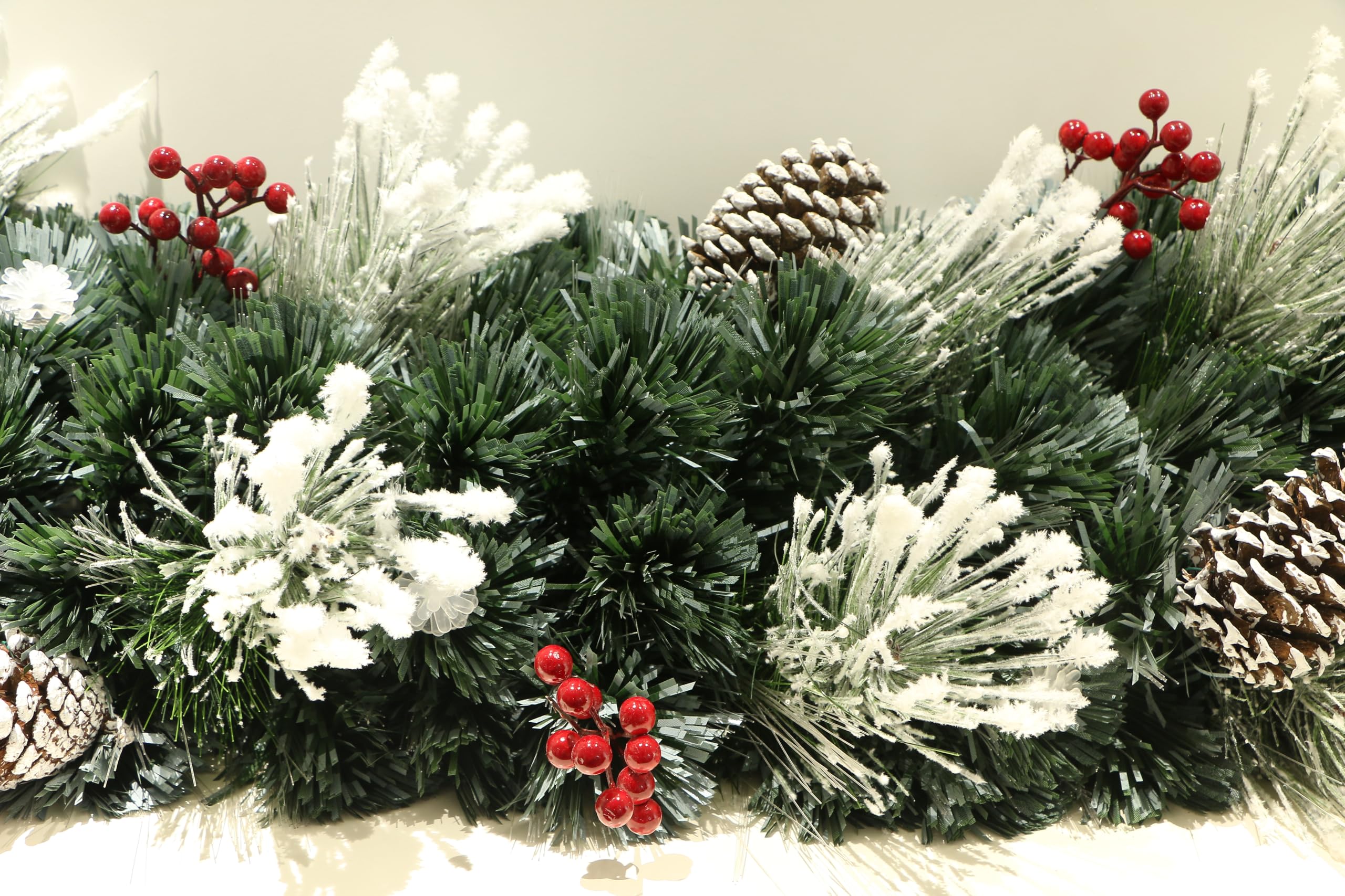 Frosted White Pine Fiber Optic Christmas Wreath