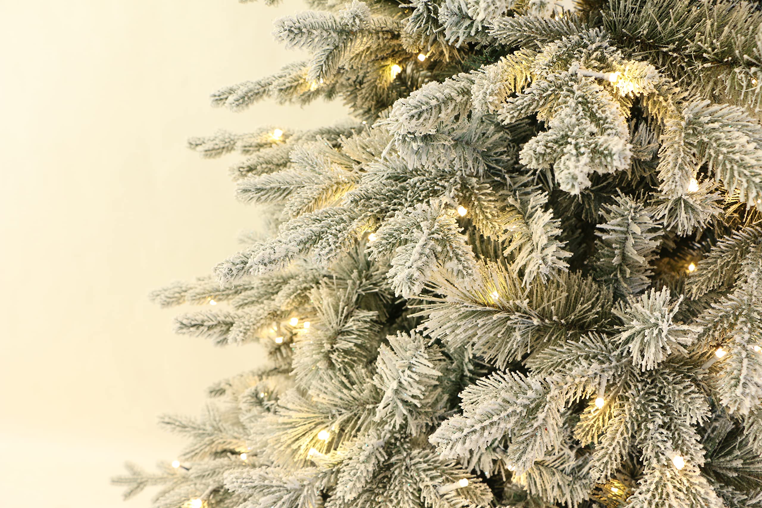 Alaska Flocked Spruce Christmas Tree