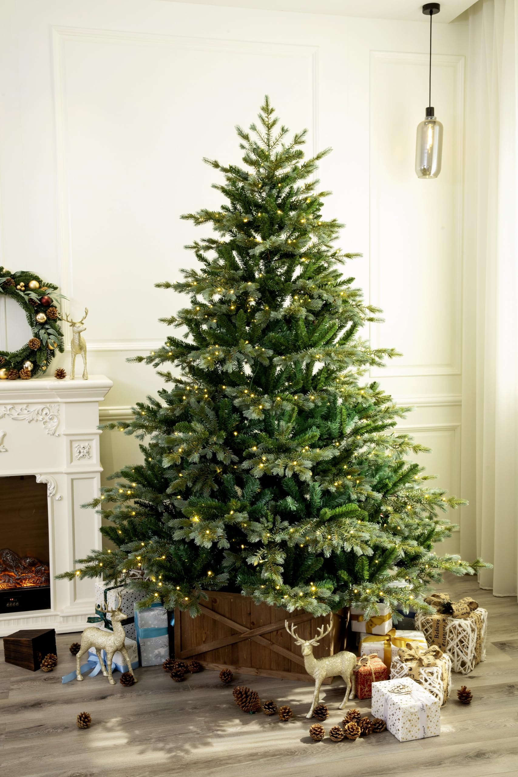 Western Mountains Blue Spruce Christmas Tree Pre-lit With Dual-color Lights