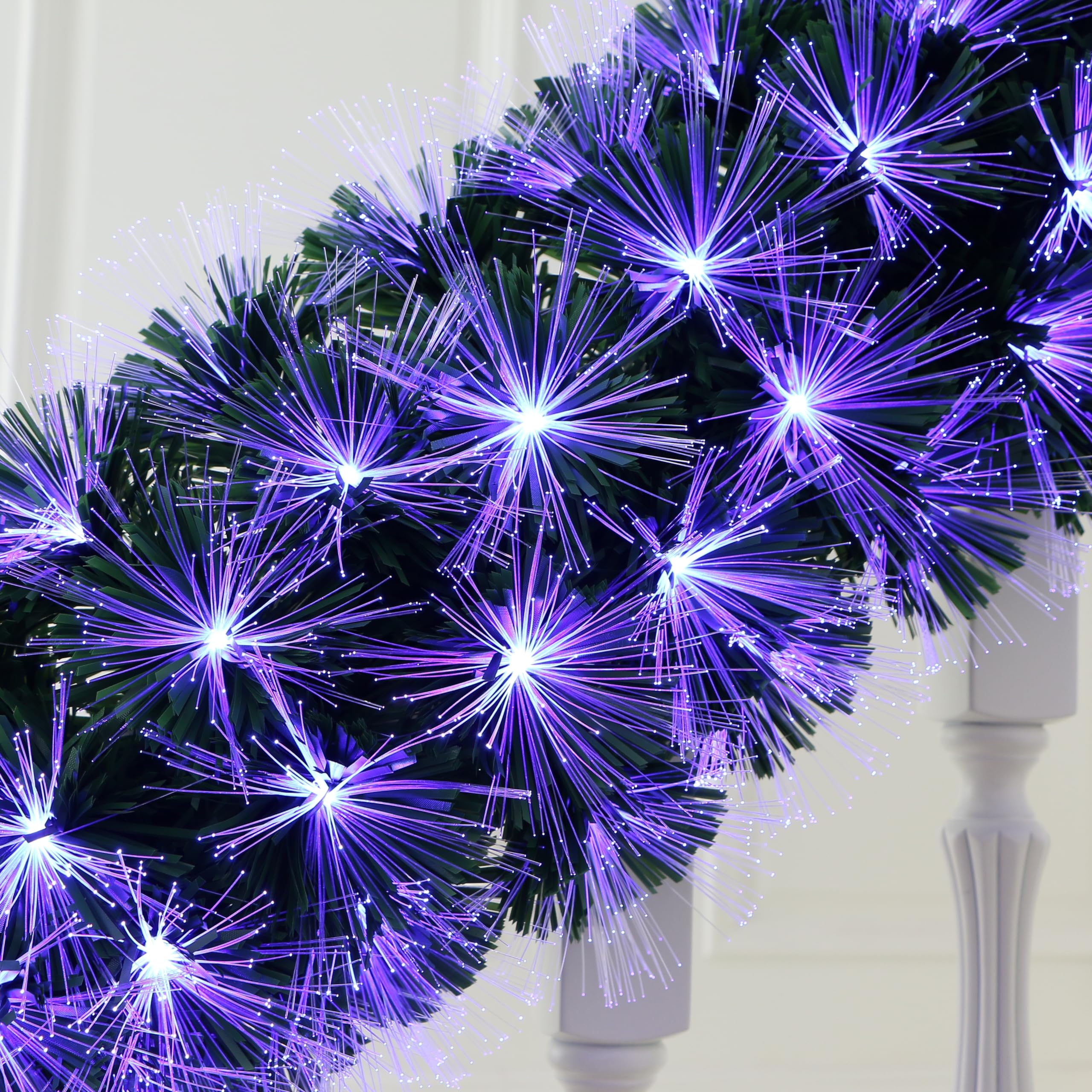 24'' Remote Control RGB Color-Changing Fiber Optic Christmas Wreaths