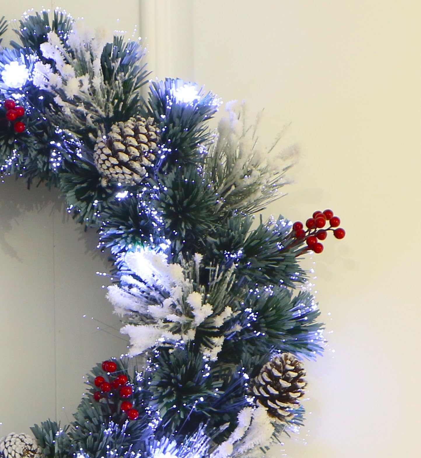 Frosted White Pine Fiber Optic Christmas Wreath