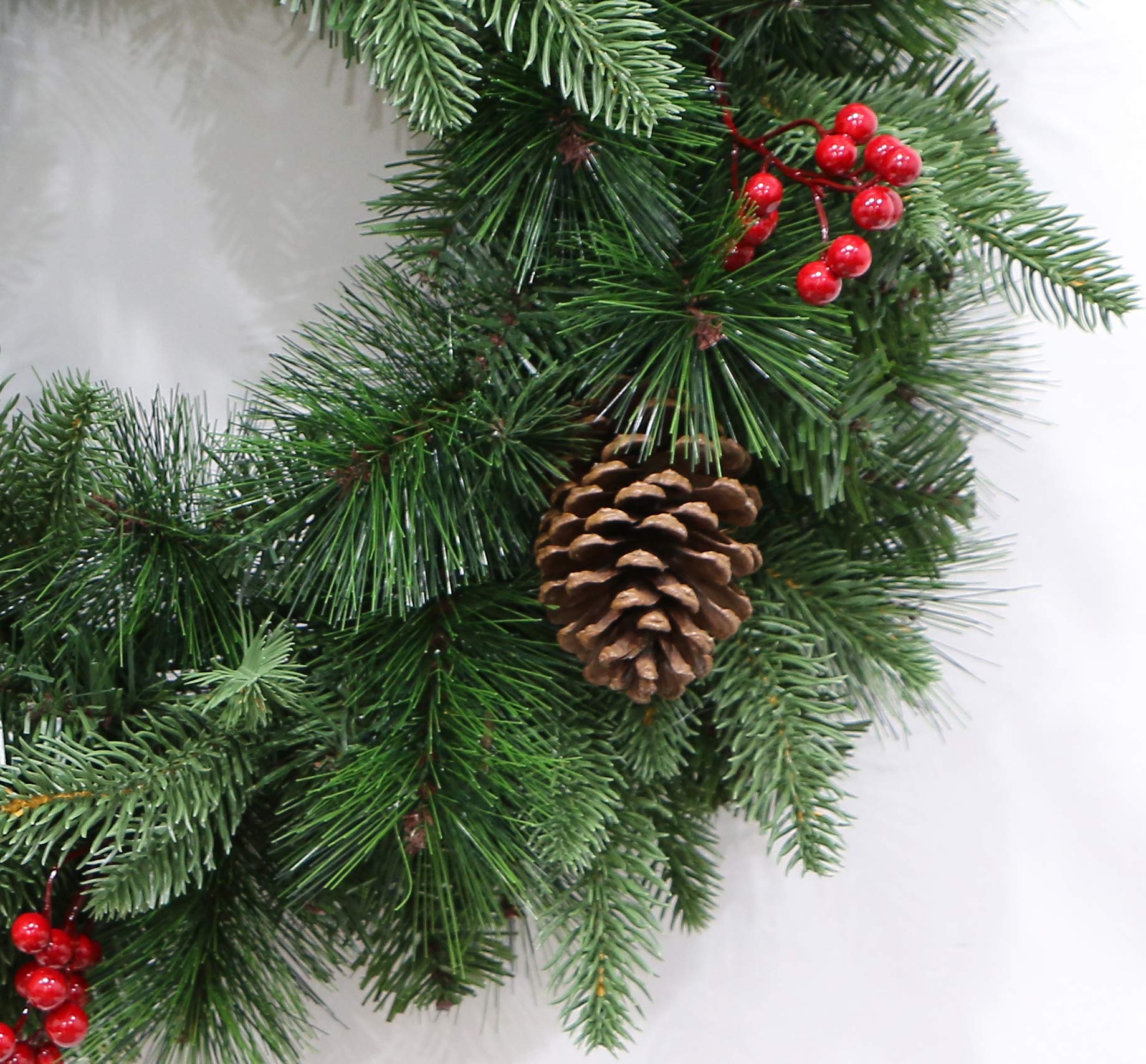 Natural Mixed Pine Wreaths