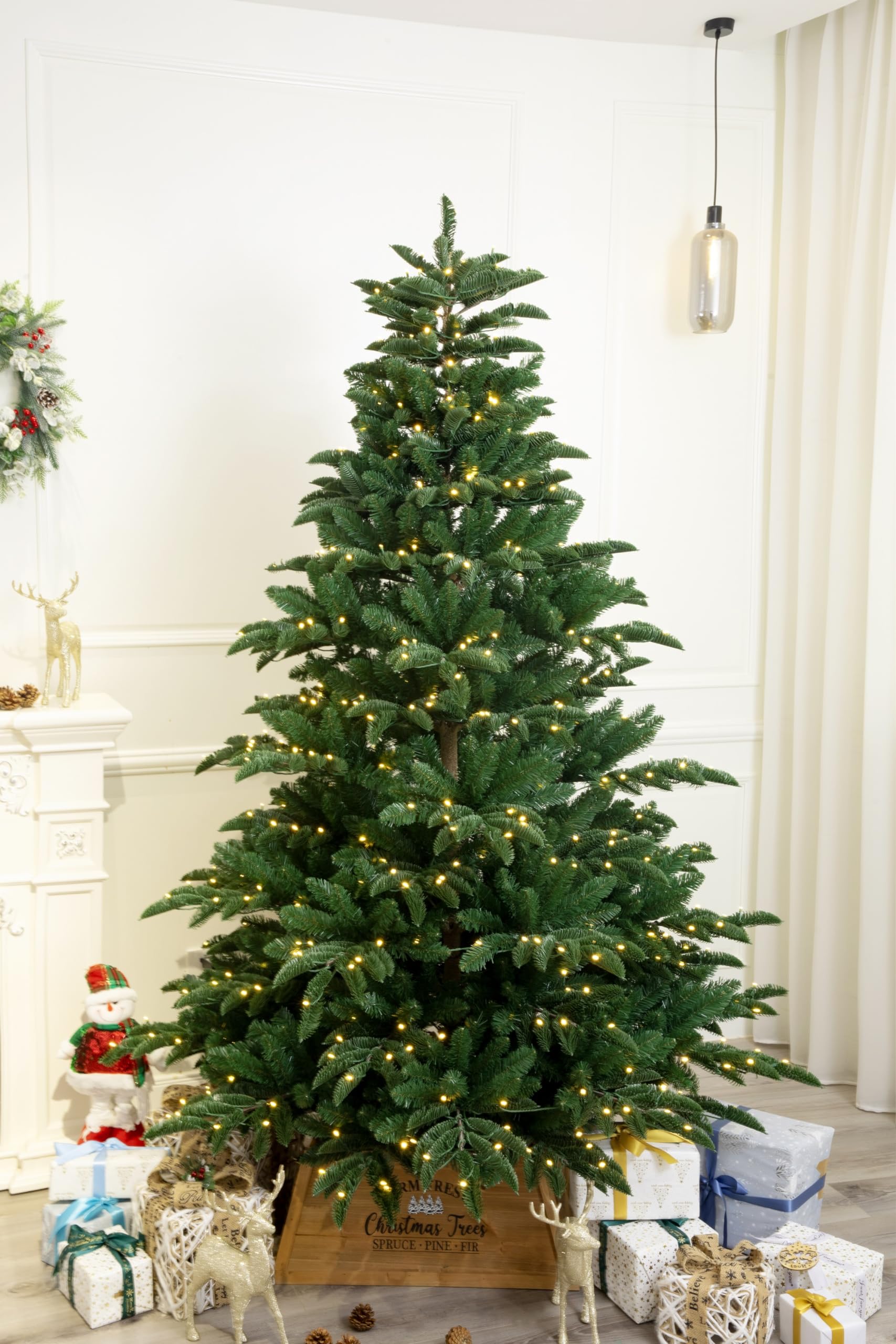 Appalachian Mountain Fraser Fir Artificial Christmas Tree (5ft Prelit)