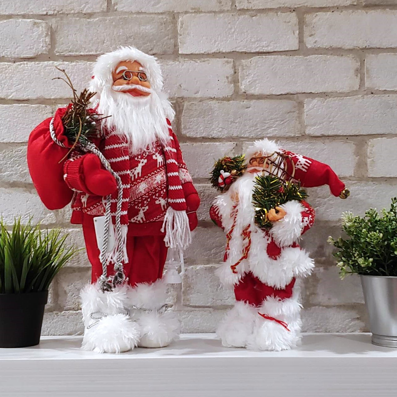 Standing Santa Claus Figure Christmas Display Ornament/Lighted/Red